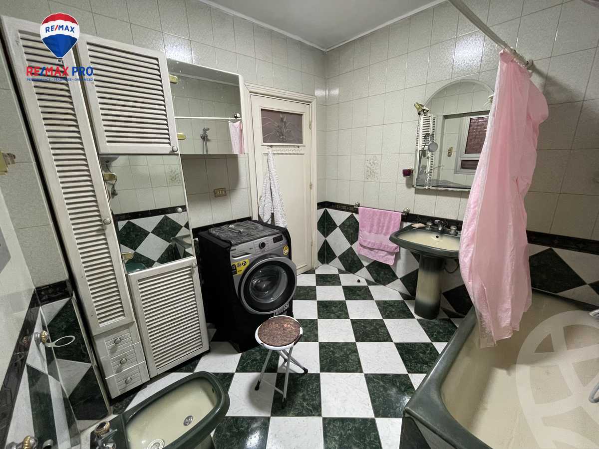 https://aqarmap.com.eg/en/listing/4194719-for-sale-cairo-nasr-city-zakr-hussein-el-methak