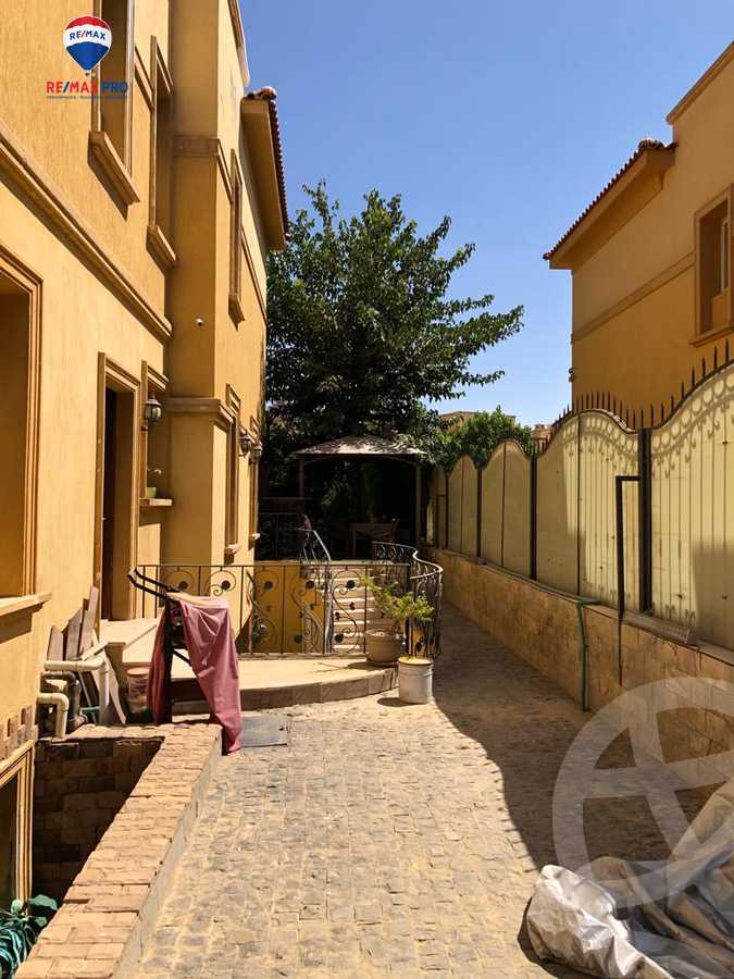 https://aqarmap.com.eg/en/listing/4209655-for-sale-cairo-new-cairo-compounds-la-terra