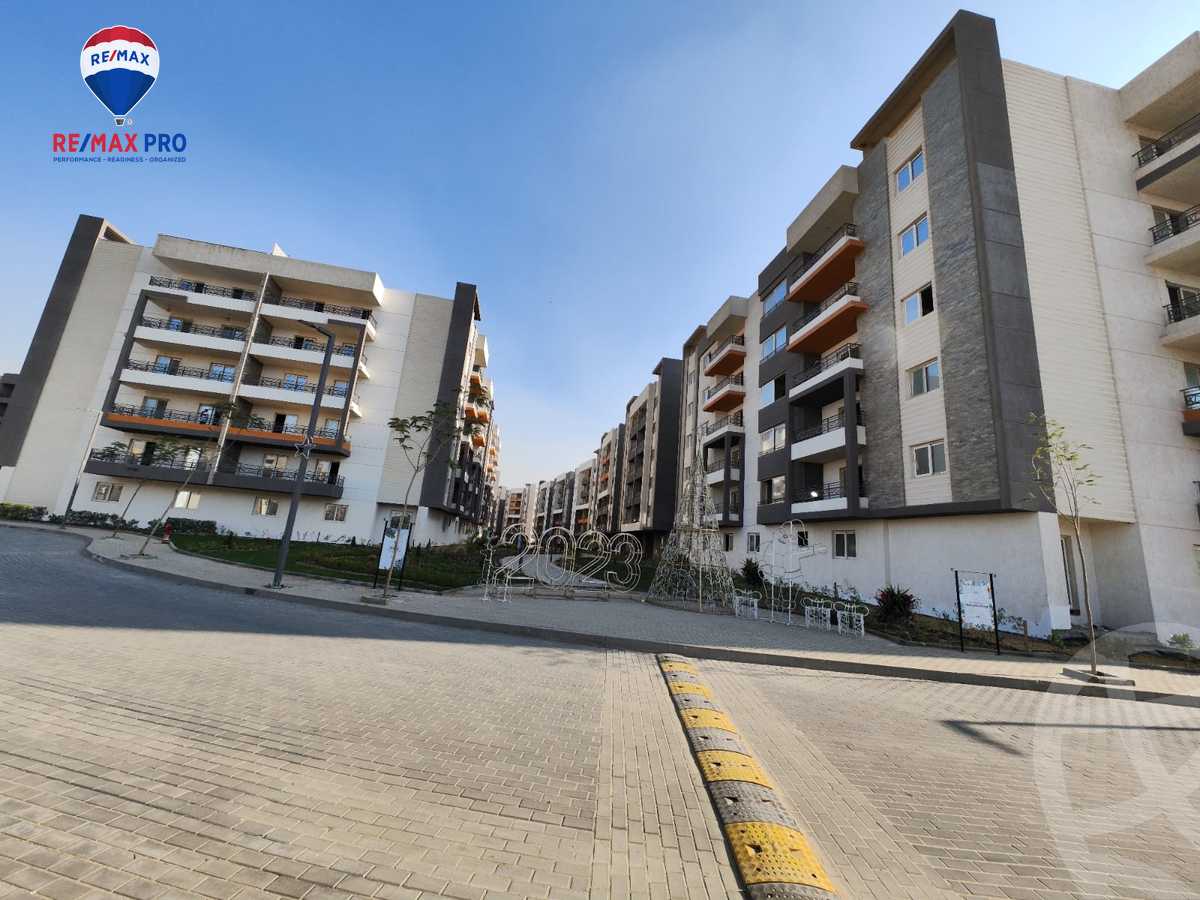 https://aqarmap.com.eg/en/listing/4210503-for-sale-cairo-6th-of-october-compounds-rwk-ydn-blz-lbtl-jrwb