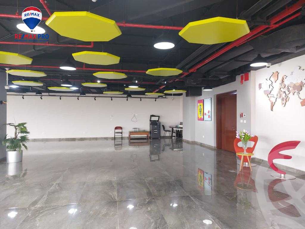 https://aqarmap.com.eg/en/listing/4214573-for-sale-cairo-el-sheikh-zayed-city-compounds-in-sheikh-zayed-the-polygon