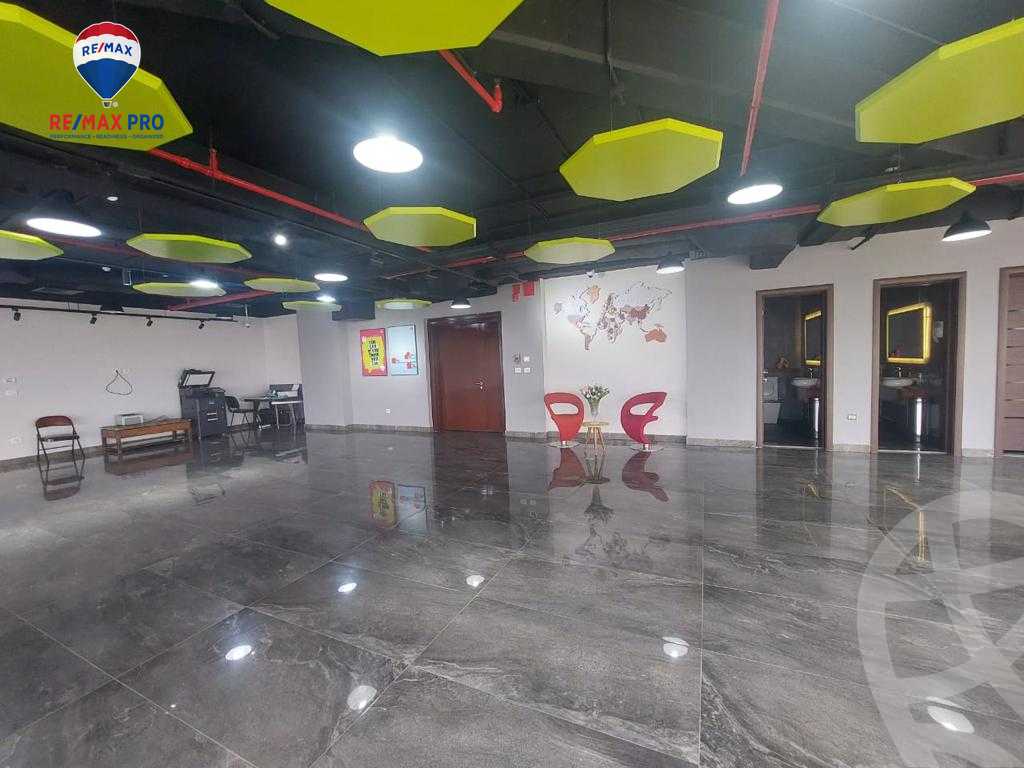 https://aqarmap.com.eg/en/listing/4214573-for-sale-cairo-el-sheikh-zayed-city-compounds-in-sheikh-zayed-the-polygon