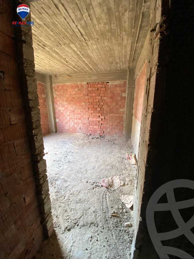 https://aqarmap.com.eg/ar/listing/4220772-for-sale-cairo-new-cairo-compounds-brwmynd-ryzydns-wdy-djl-llttwyr