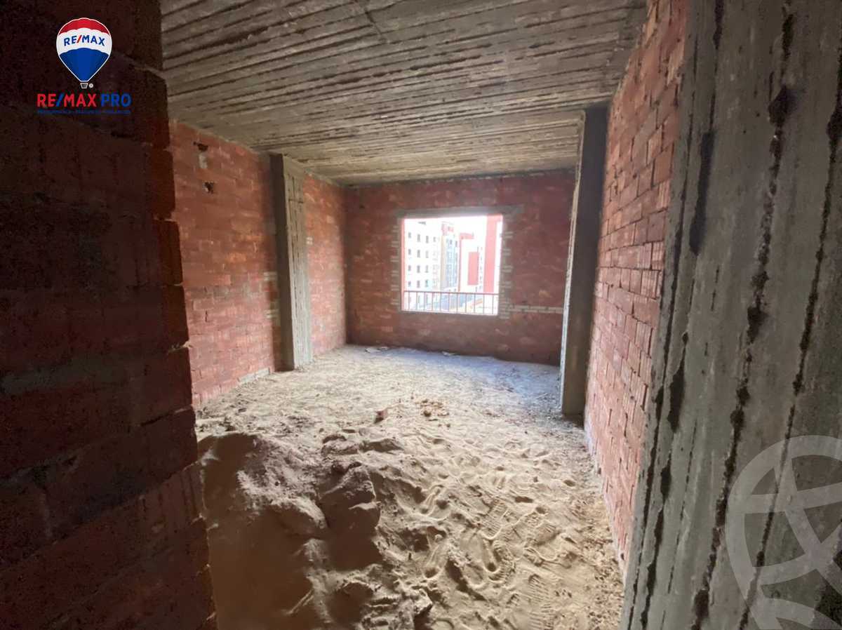 https://aqarmap.com.eg/ar/listing/4220772-for-sale-cairo-new-cairo-compounds-brwmynd-ryzydns-wdy-djl-llttwyr