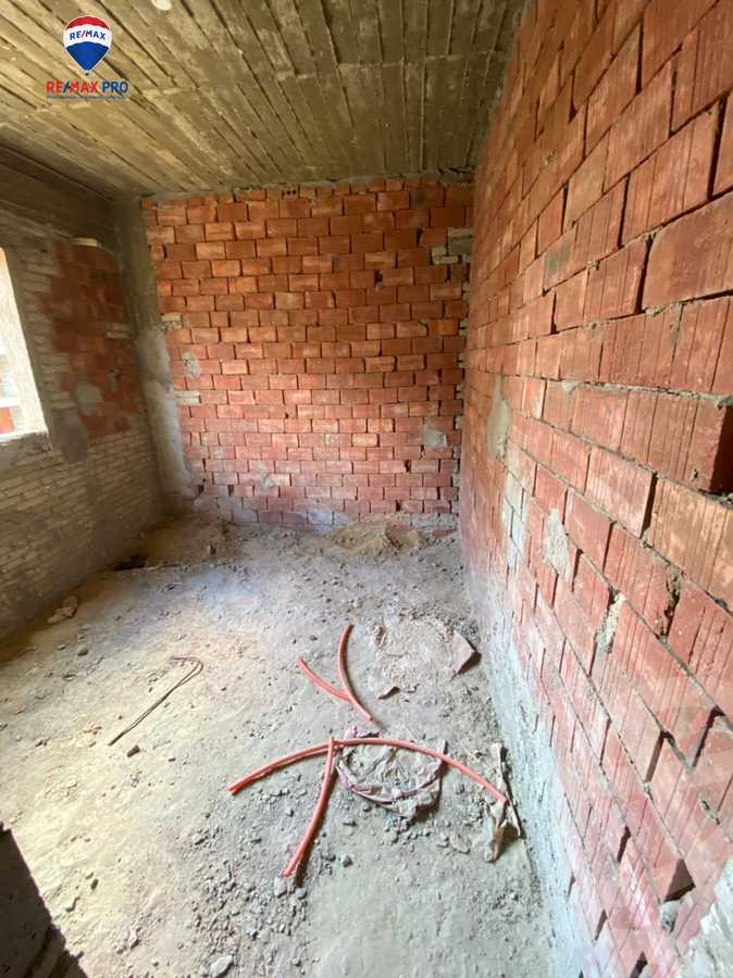 https://aqarmap.com.eg/ar/listing/4220772-for-sale-cairo-new-cairo-compounds-brwmynd-ryzydns-wdy-djl-llttwyr