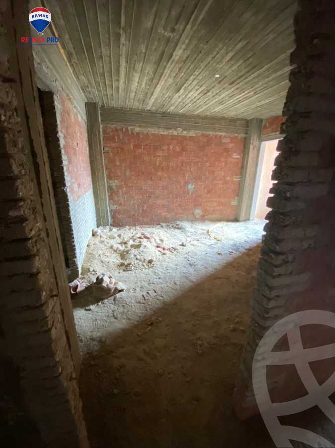 https://aqarmap.com.eg/ar/listing/4220772-for-sale-cairo-new-cairo-compounds-brwmynd-ryzydns-wdy-djl-llttwyr