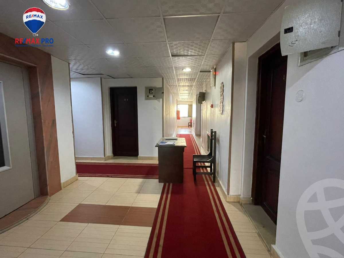 https://aqarmap.com.eg/ar/listing/4227638-for-sale-cairo-6th-of-october-featured-neighborhood-el-motamayez-neighborhood-abdallah-al-nadim-al-zohour-st