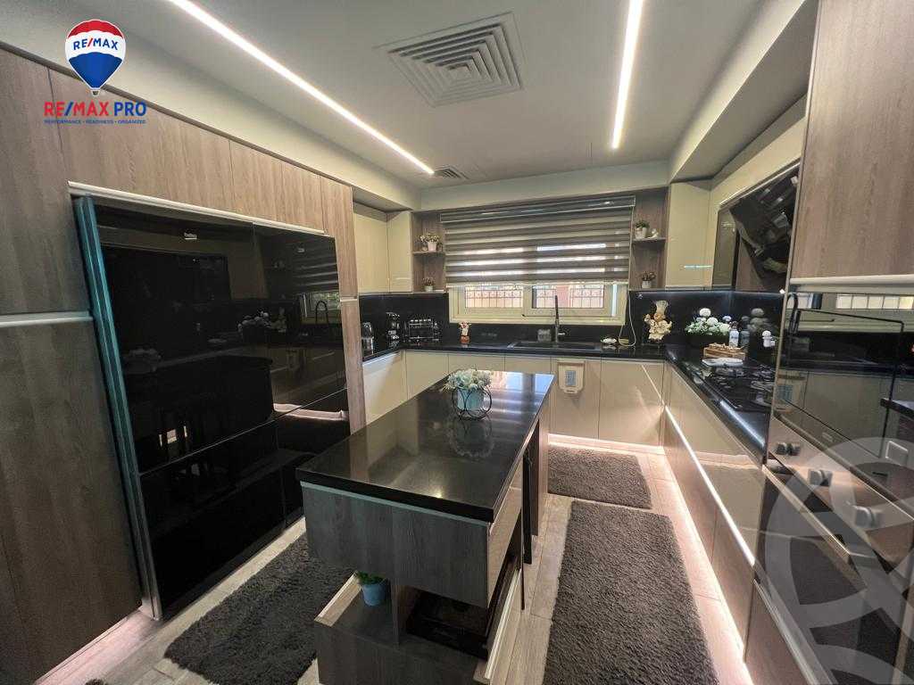 https://aqarmap.com.eg/en/listing/4236869-for-sale-cairo-new-cairo-compounds-les-rois