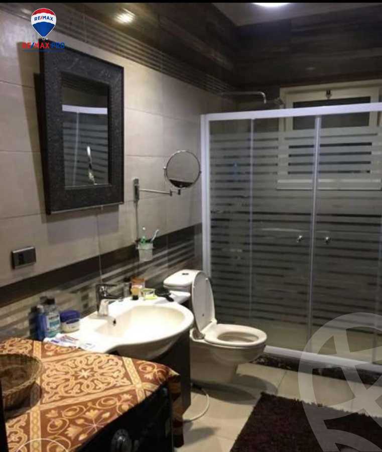 https://aqarmap.com.eg/en/listing/4236869-for-sale-cairo-new-cairo-compounds-les-rois