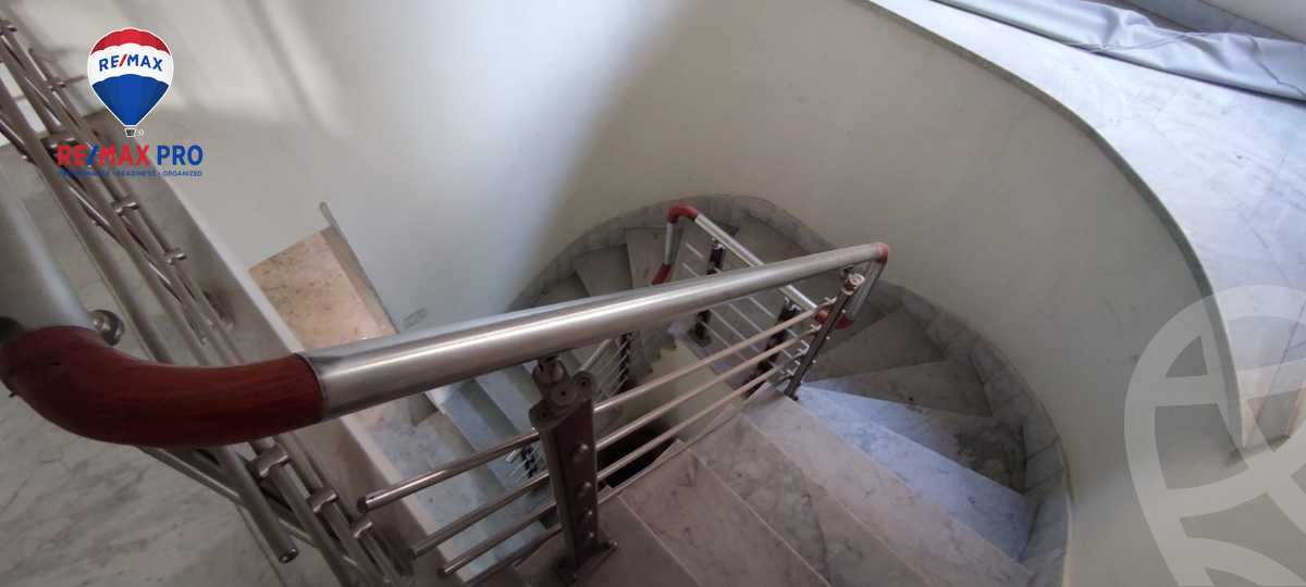 https://aqarmap.com.eg/en/listing/4241575-for-sale-cairo-el-zamalek-el-aziz-othman-st