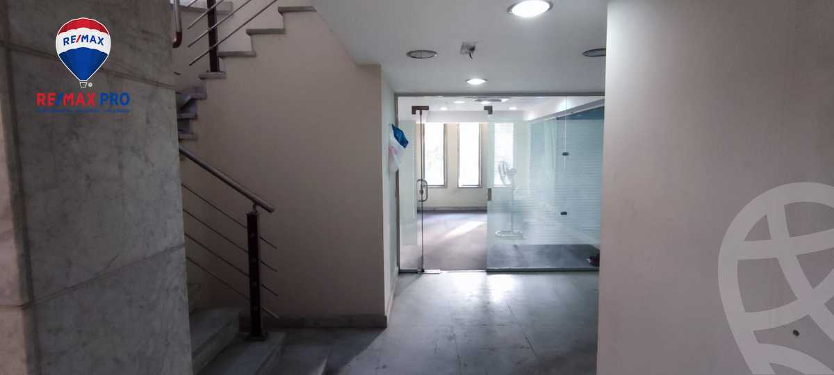 https://aqarmap.com.eg/en/listing/4241575-for-sale-cairo-el-zamalek-el-aziz-othman-st