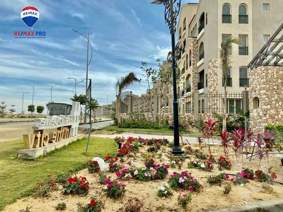 https://aqarmap.com.eg/ar/listing/4277319-for-sale-cairo-new-cairo-lmstqbl-syty-compounds-in-mostakbal-city-green-square