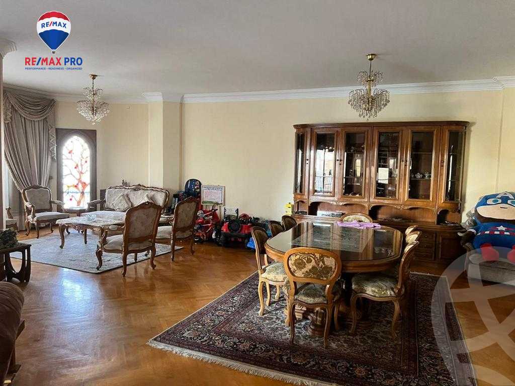 https://aqarmap.com.eg/ar/listing/4297694-for-sale-cairo-heliopolis-el-korba-moharram-shawqi-st
