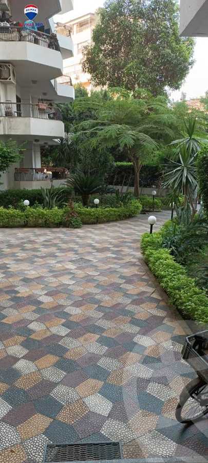 https://aqarmap.com.eg/ar/listing/4297694-for-sale-cairo-heliopolis-el-korba-moharram-shawqi-st