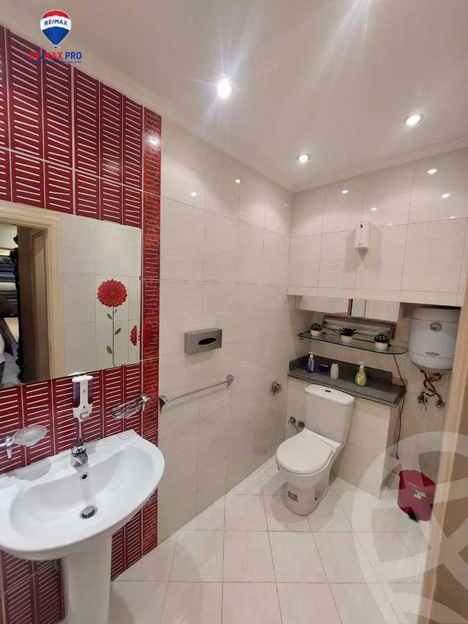 https://aqarmap.com.eg/ar/listing/4326804-for-sale-cairo-nasr-city-6th-zone-moez-al-dawla-st