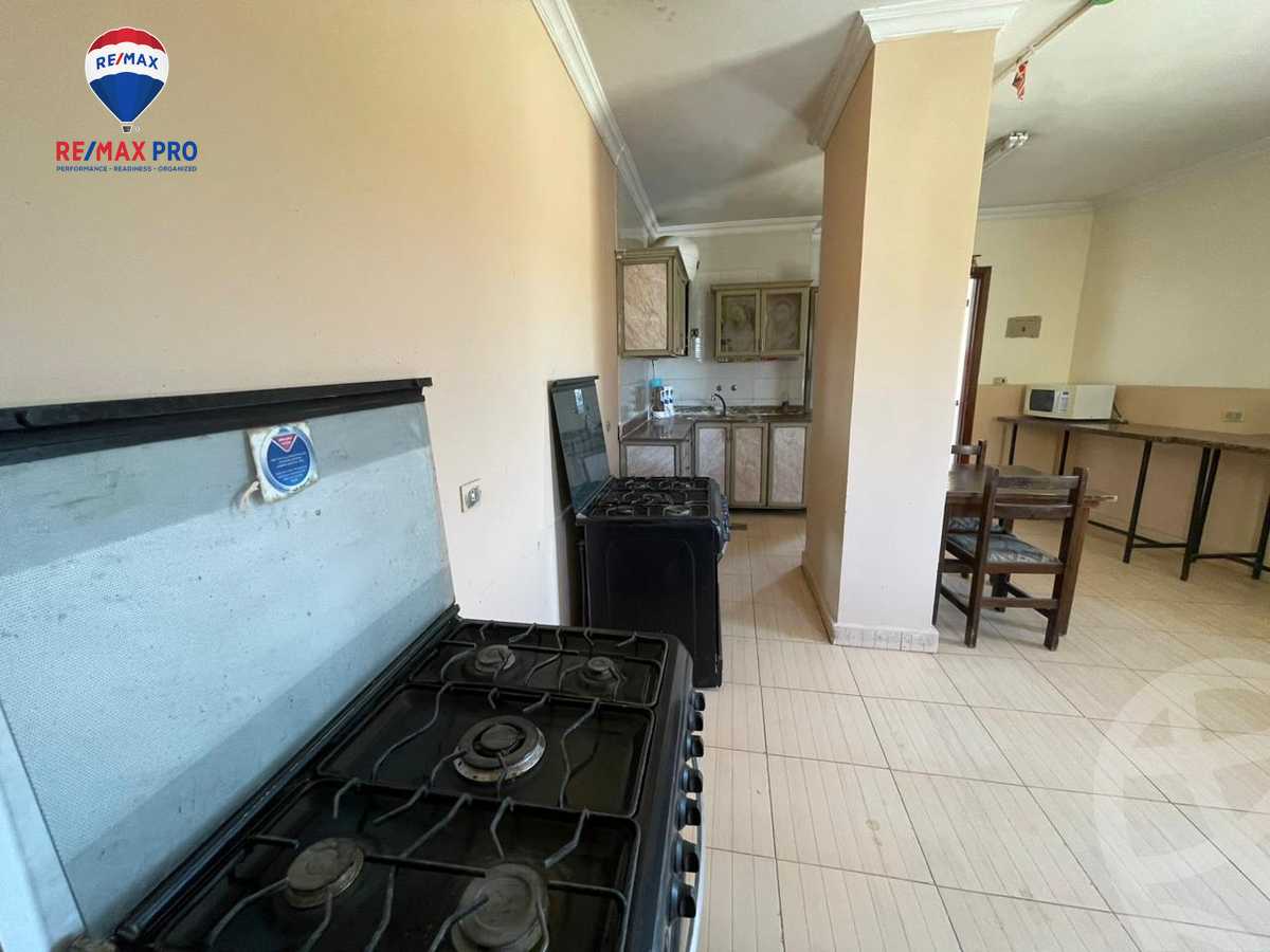 https://aqarmap.com.eg/ar/listing/4334837-for-sale-cairo-6th-of-october-featured-neighborhood-el-motamayez-neighborhood-abdallah-al-nadim-al-zohour-st
