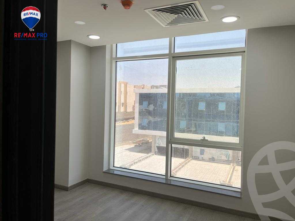 https://aqarmap.com.eg/en/listing/4357994-for-sale-cairo-el-sheikh-zayed-city-compounds-tryfywm-zyd-nm-llttwyr