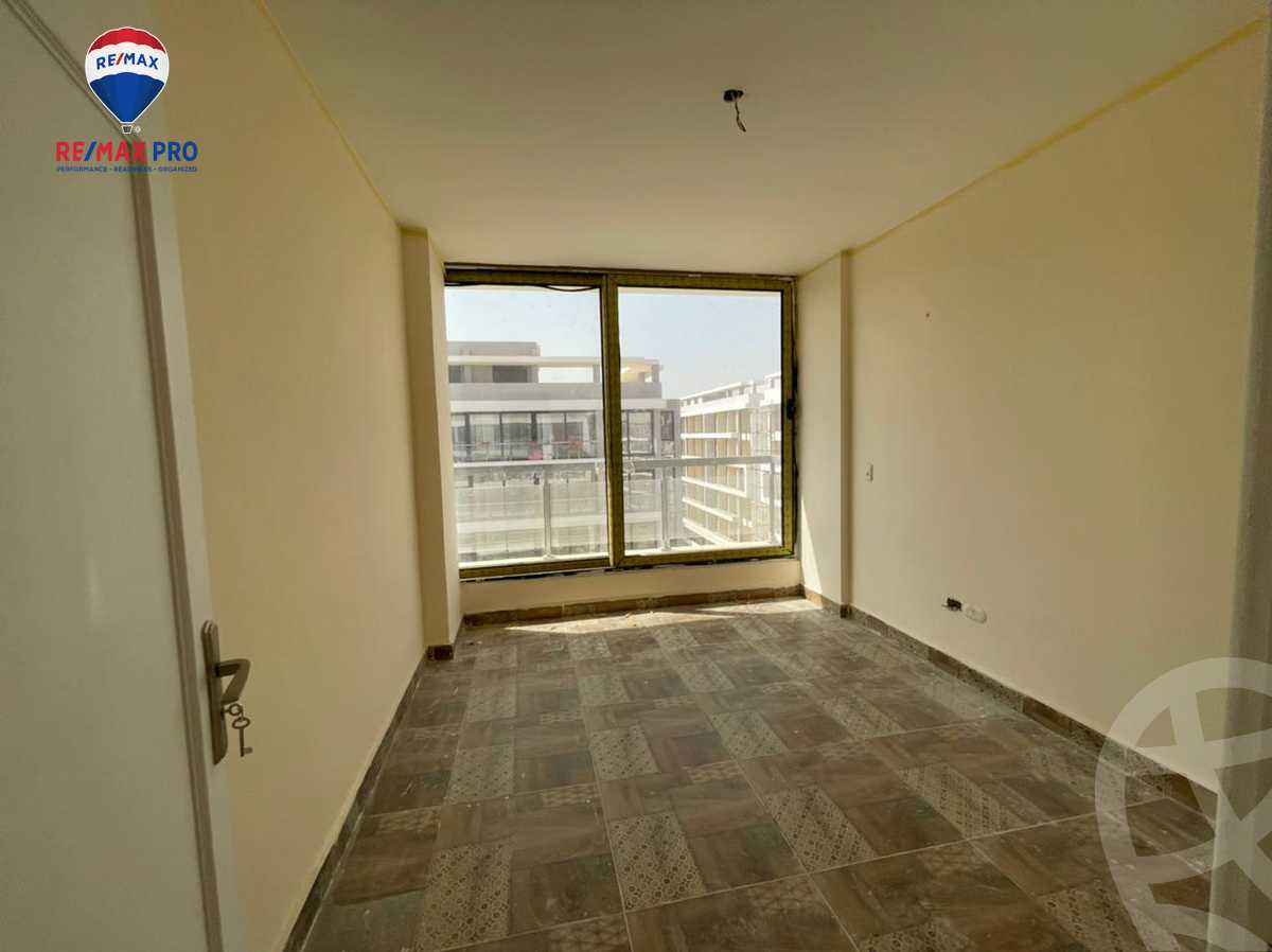 https://aqarmap.com.eg/ar/listing/4470619-for-sale-cairo-6th-of-october-hadaeq-october-kmbwnd-fy-hdyq-ktwbr-lake-front