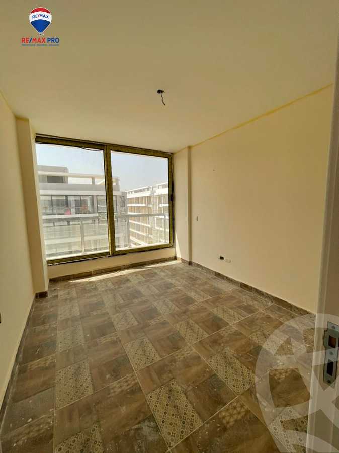 https://aqarmap.com.eg/ar/listing/4470619-for-sale-cairo-6th-of-october-hadaeq-october-kmbwnd-fy-hdyq-ktwbr-lake-front
