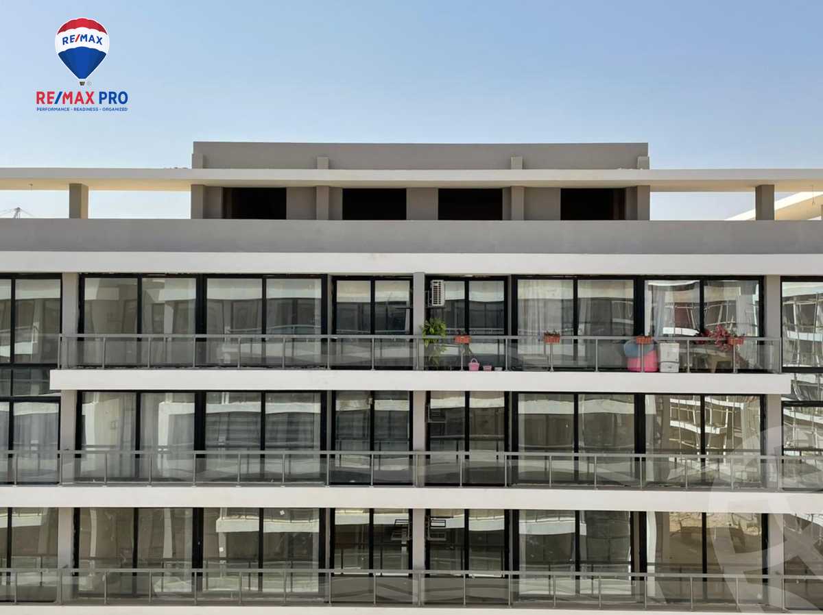 https://aqarmap.com.eg/ar/listing/4470619-for-sale-cairo-6th-of-october-hadaeq-october-kmbwnd-fy-hdyq-ktwbr-lake-front