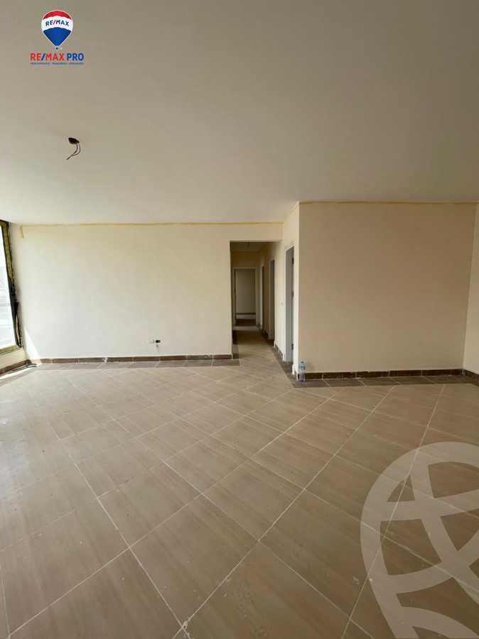 https://aqarmap.com.eg/ar/listing/4470619-for-sale-cairo-6th-of-october-hadaeq-october-kmbwnd-fy-hdyq-ktwbr-lake-front