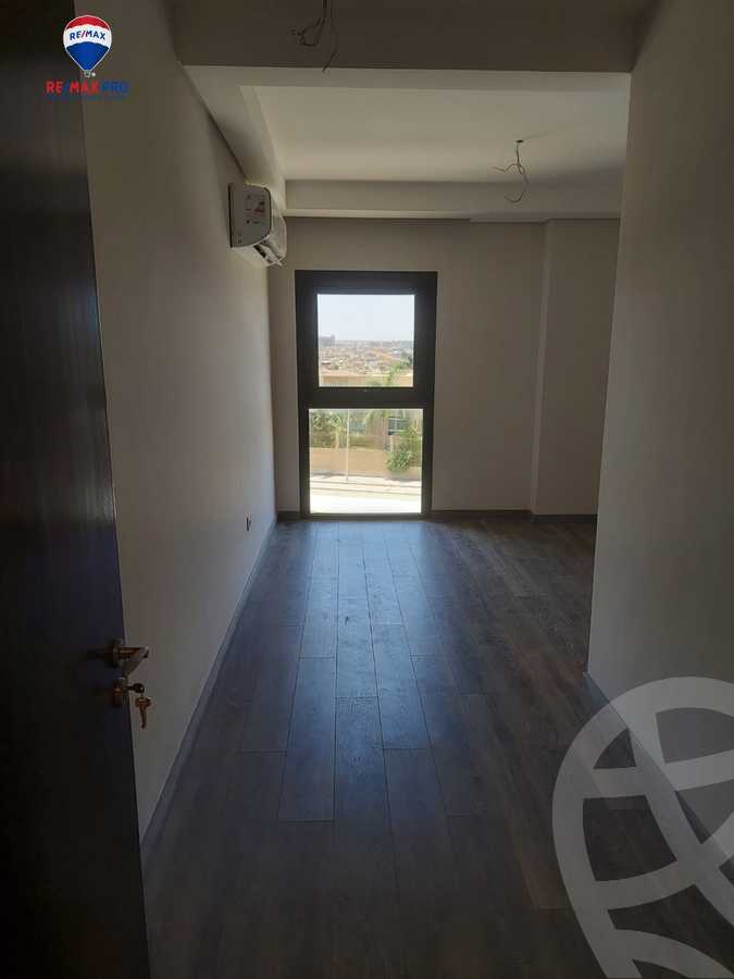 https://aqarmap.com.eg/en/listing/5218788-for-rent-cairo-el-sheikh-zayed-city-compounds-zyd-wr-llttwyr-z-tower