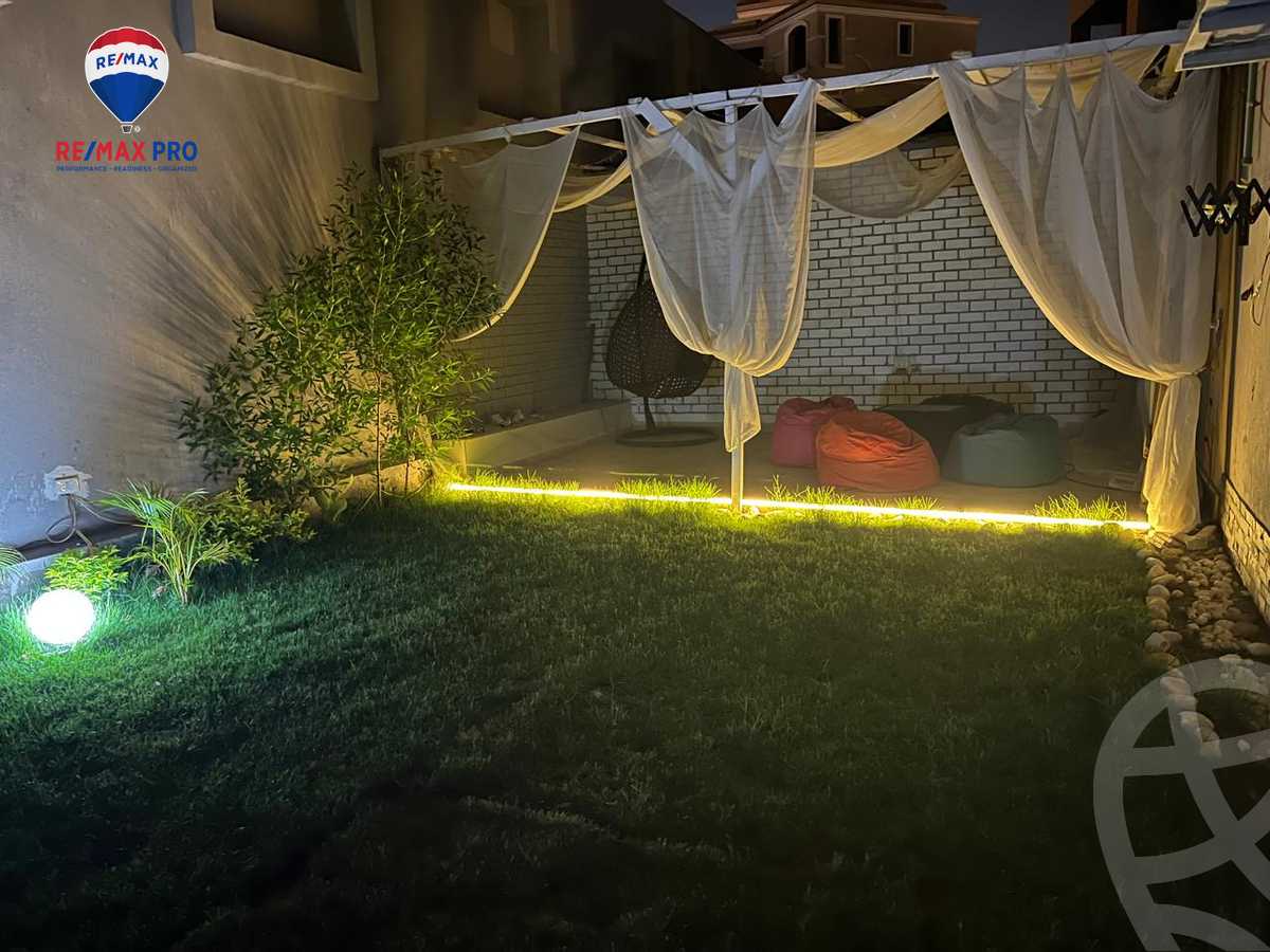 https://aqarmap.com.eg/en/listing/5252911-for-sale-cairo-el-sheikh-zayed-city-el-hay-eltaseaa-area-4