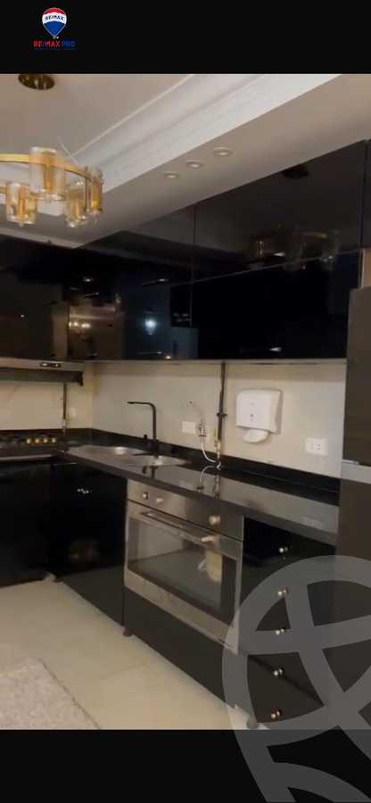 https://aqarmap.com.eg/en/listing/5252911-for-sale-cairo-el-sheikh-zayed-city-el-hay-eltaseaa-area-4