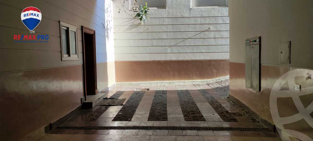 https://aqarmap.com.eg/en/listing/5293840-for-sale-cairo-el-shorouk-lmntq-lthmn-neighbourhood-2