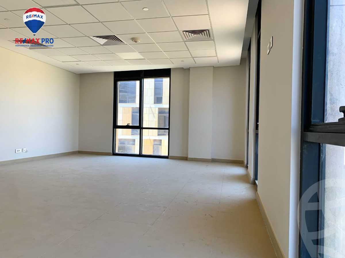 https://aqarmap.com.eg/en/listing/5310128-for-rent-cairo-el-sheikh-zayed-city-compounds-kmbwnd-wyst-twn-swdyk