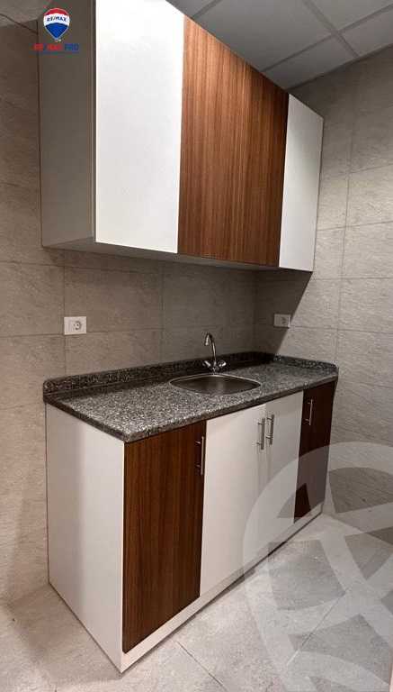 https://aqarmap.com.eg/en/listing/5395781-for-rent-cairo-new-cairo-compounds-mivida-mivida-business-park-emaar
