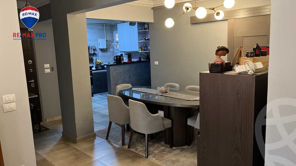 https://aqarmap.com.eg/en/listing/5410712-for-sale-cairo-el-sheikh-zayed-city-el-hay-elasher-street-100