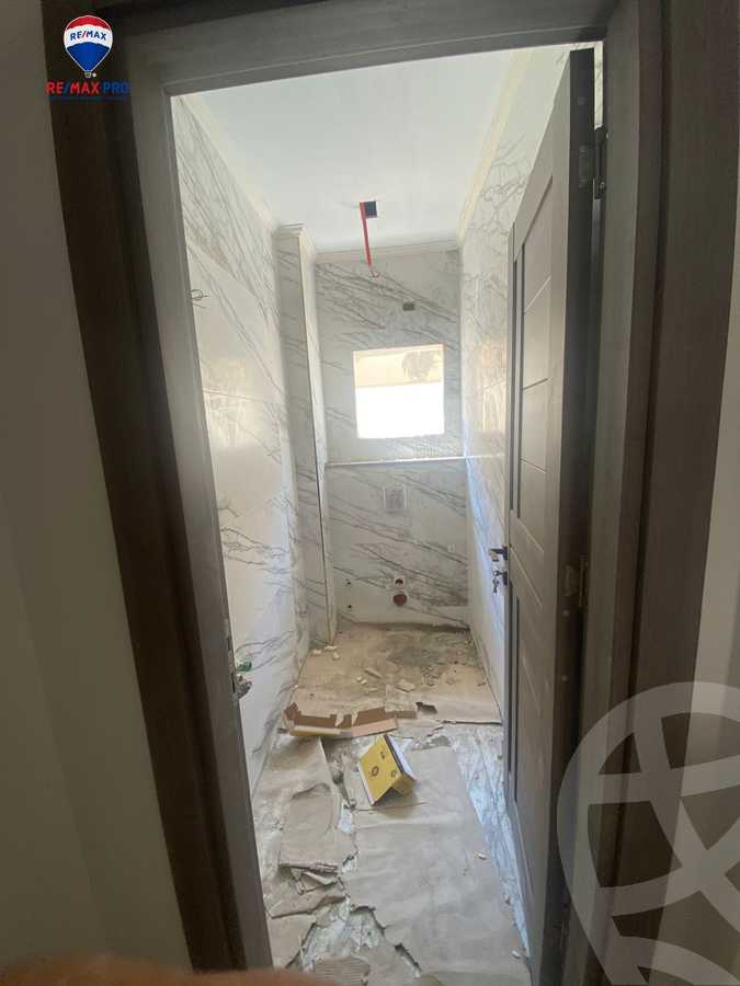 https://aqarmap.com.eg/en/listing/5435596-for-sale-cairo-el-sheikh-zayed-city-el-hay-eltaseaa-area-2