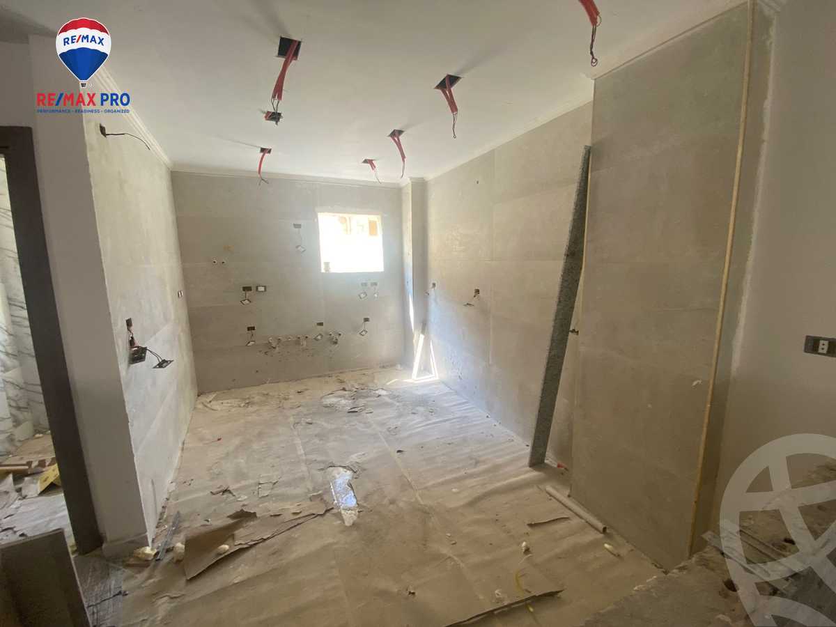 https://aqarmap.com.eg/en/listing/5435596-for-sale-cairo-el-sheikh-zayed-city-el-hay-eltaseaa-area-2
