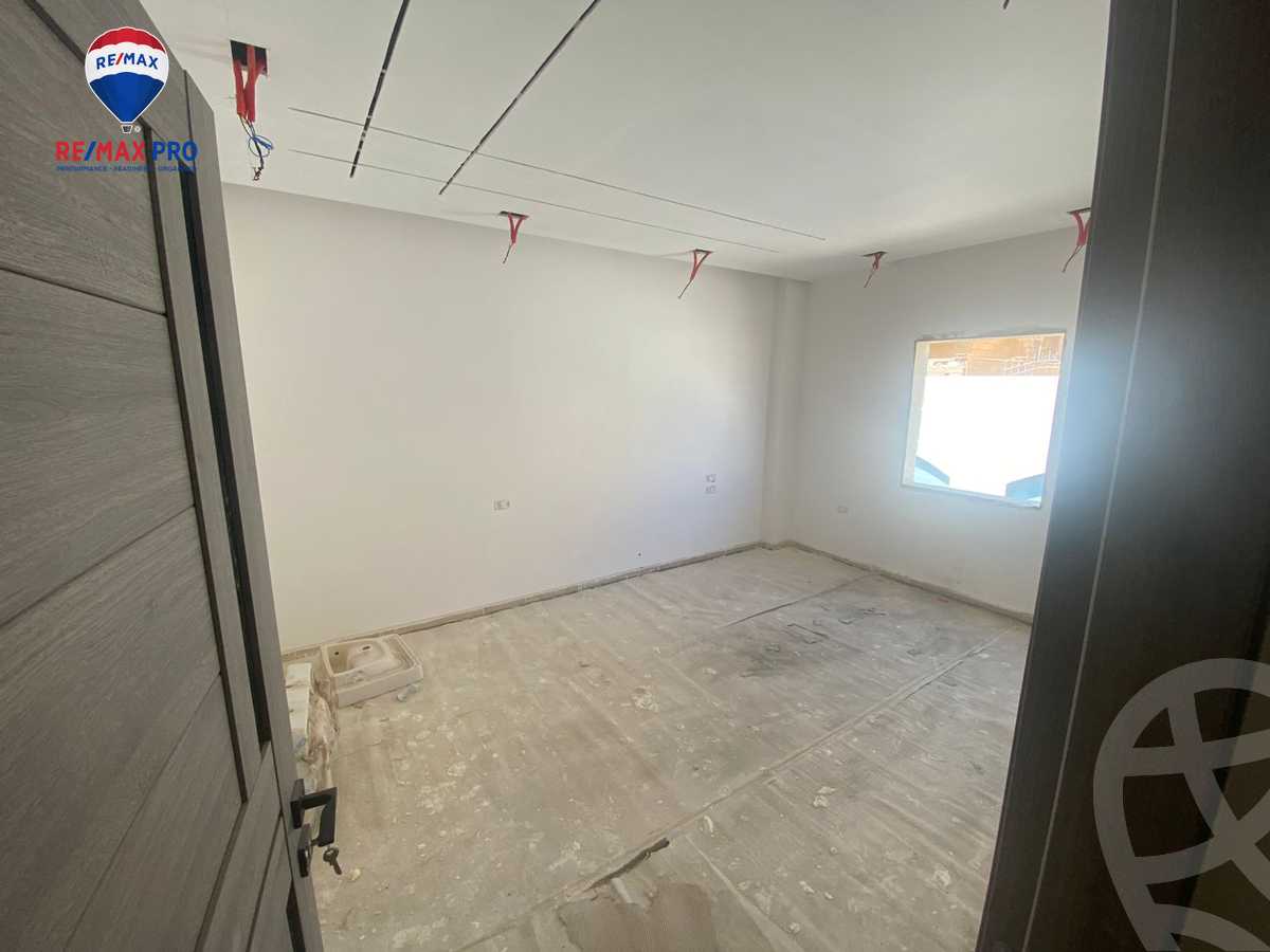 https://aqarmap.com.eg/en/listing/5435596-for-sale-cairo-el-sheikh-zayed-city-el-hay-eltaseaa-area-2