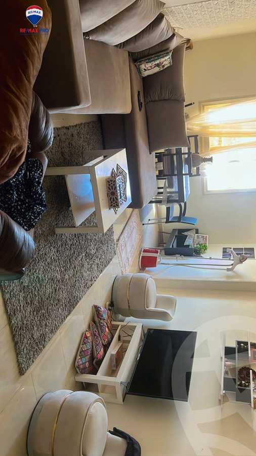 https://aqarmap.com.eg/en/listing/5435752-for-sale-cairo-el-sheikh-zayed-city-el-hay-elthamen-lhkm