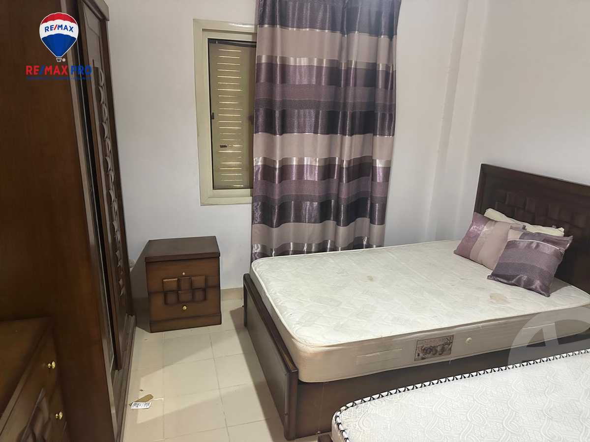 https://aqarmap.com.eg/ar/listing/5436287-for-sale-cairo-el-sheikh-zayed-city-el-hay-el-thany-ashaer