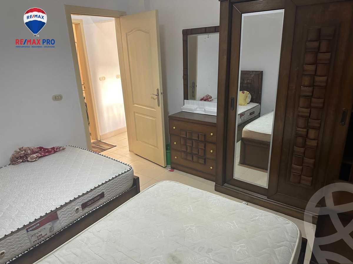 https://aqarmap.com.eg/ar/listing/5436287-for-sale-cairo-el-sheikh-zayed-city-el-hay-el-thany-ashaer