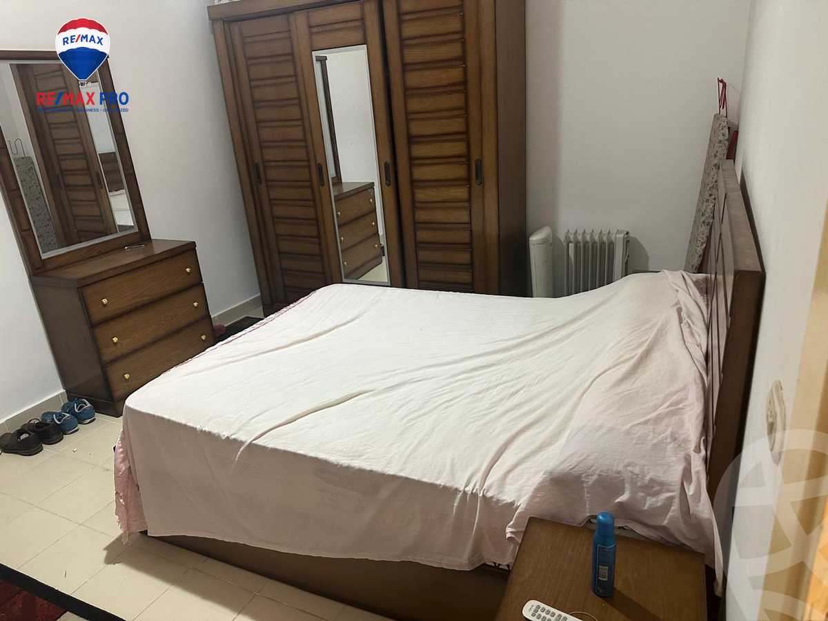 https://aqarmap.com.eg/ar/listing/5436287-for-sale-cairo-el-sheikh-zayed-city-el-hay-el-thany-ashaer