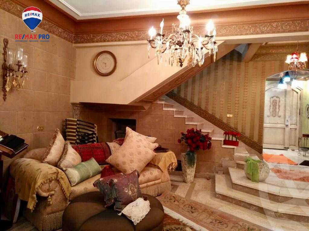 https://aqarmap.com.eg/en/listing/5518249-for-sale-cairo-el-sheikh-zayed-city-compounds-hadayek-el-mohandiseen