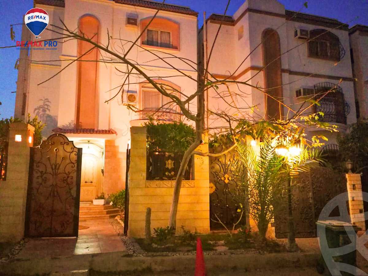 https://aqarmap.com.eg/en/listing/5518249-for-sale-cairo-el-sheikh-zayed-city-compounds-hadayek-el-mohandiseen