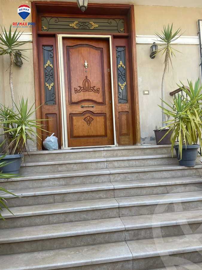 https://aqarmap.com.eg/en/listing/5518367-for-sale-cairo-el-sheikh-zayed-city-compounds-el-yasmeen-compound