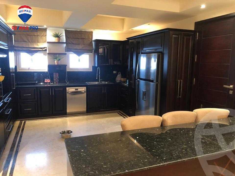 https://aqarmap.com.eg/ar/listing/5620676-for-sale-cairo-el-sheikh-zayed-city-compounds-meadows-park