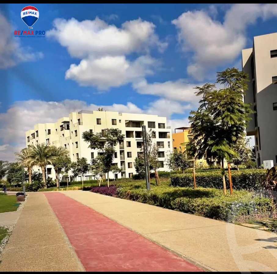 https://aqarmap.com.eg/en/listing/5627001-for-sale-cairo-6th-of-october-hadaeq-october-kmbwnd-fy-hdyq-ktwbr-o-west-tulwa-o-west