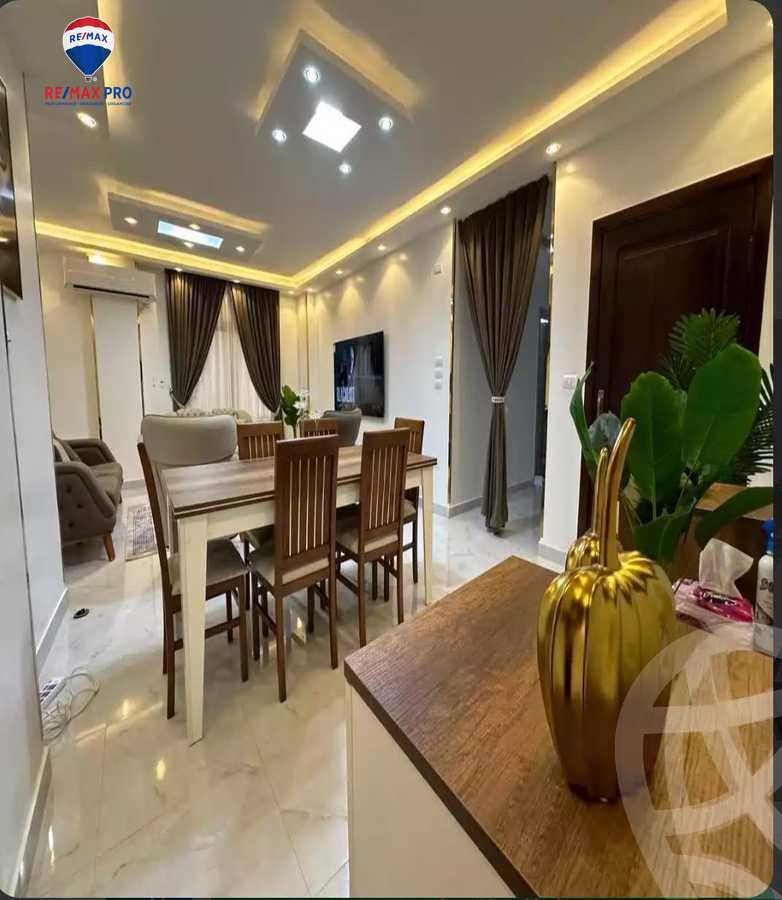 https://aqarmap.com.eg/ar/listing/5689259-for-rent-cairo-el-sheikh-zayed-city-el-hay-elthamen