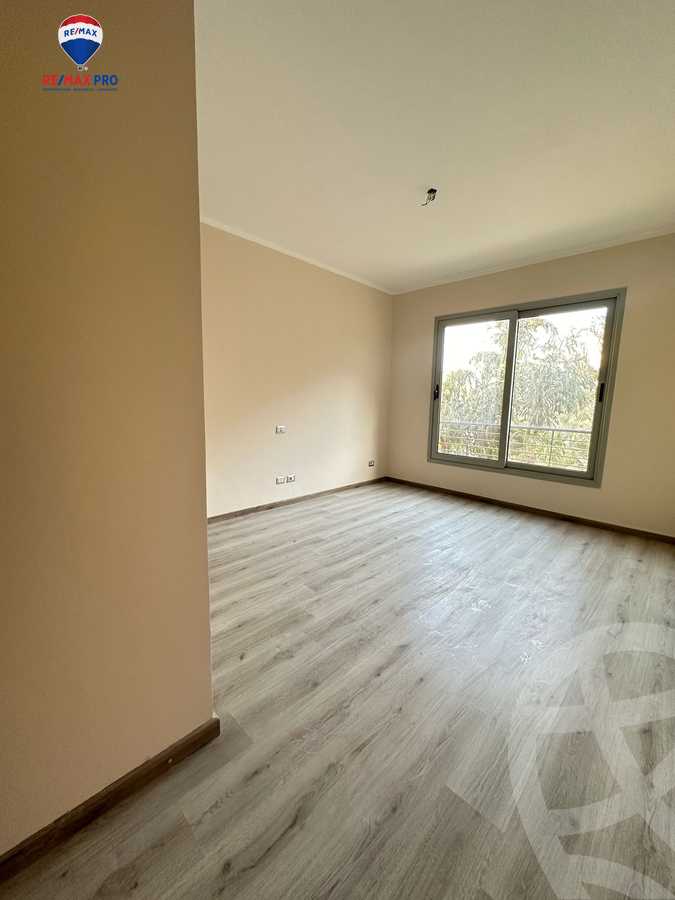https://aqarmap.com.eg/ar/listing/5967540-for-sale-cairo-6th-of-october-compounds-palm-parks