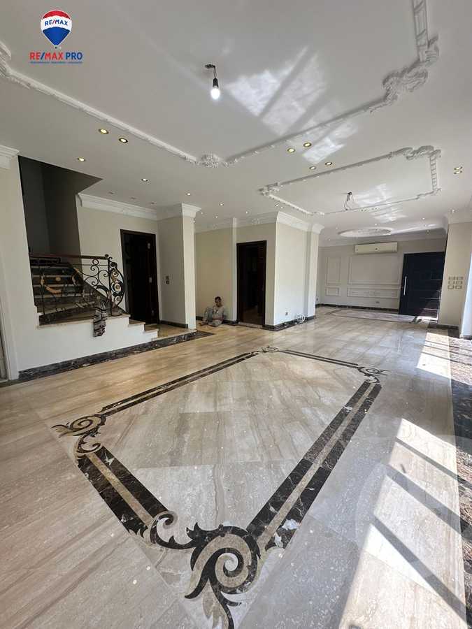 https://aqarmap.com.eg/en/listing/6033758-for-rent-cairo-el-sheikh-zayed-city-compounds-kmbwnd-wyst-twn-swdyk