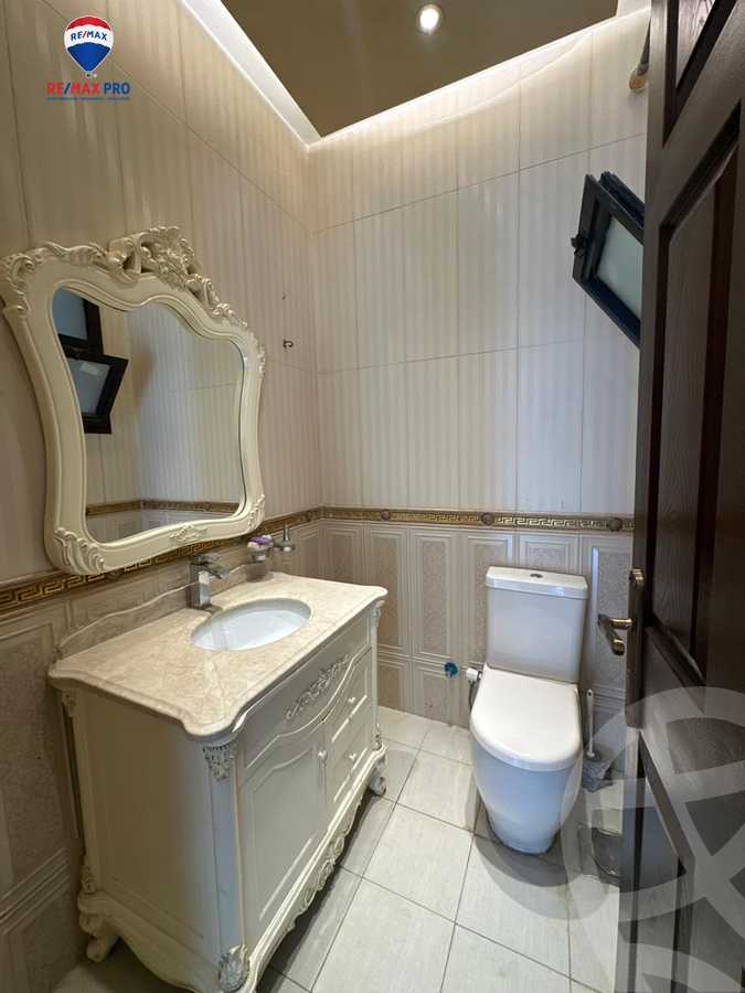 https://aqarmap.com.eg/en/listing/6033758-for-rent-cairo-el-sheikh-zayed-city-compounds-kmbwnd-wyst-twn-swdyk