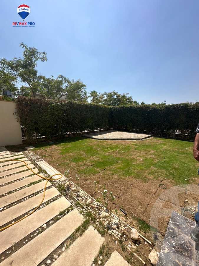 https://aqarmap.com.eg/en/listing/6033758-for-rent-cairo-el-sheikh-zayed-city-compounds-kmbwnd-wyst-twn-swdyk