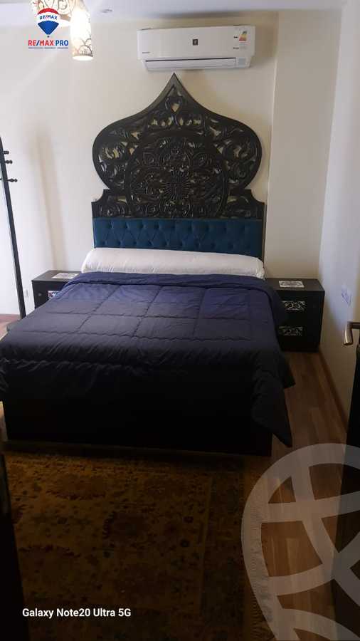 https://aqarmap.com.eg/en/listing/6059339-for-rent-cairo-el-sheikh-zayed-city-compounds-dh-drys