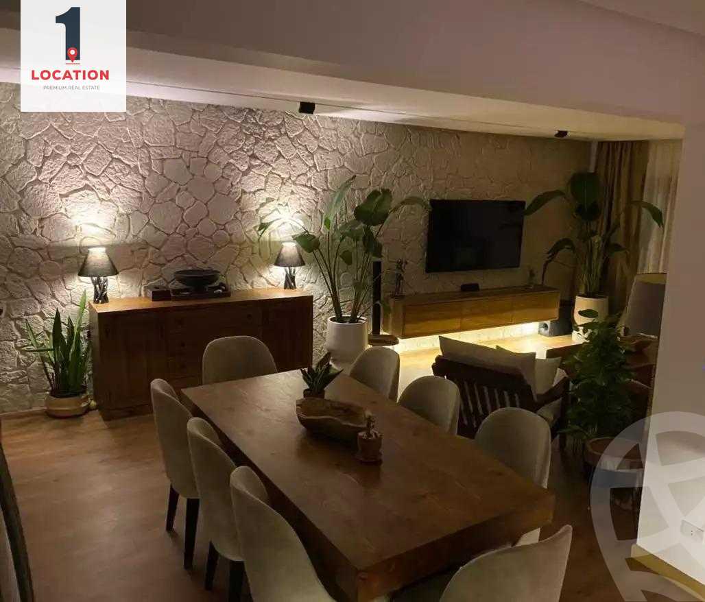 https://aqarmap.com.eg/en/listing/4384239-for-sale-cairo-new-cairo-compounds-galleria-moon-valley